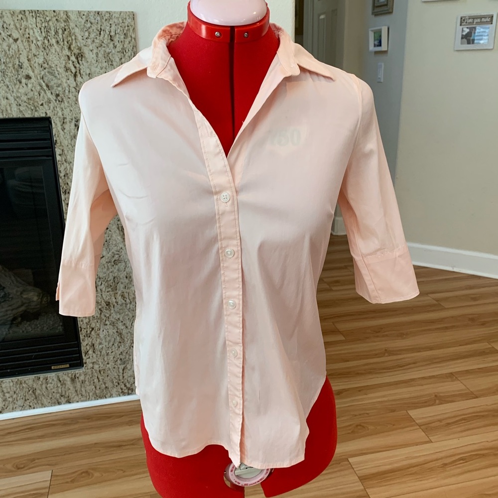 Ann Taylor Women’s 2P pink button down work shirt